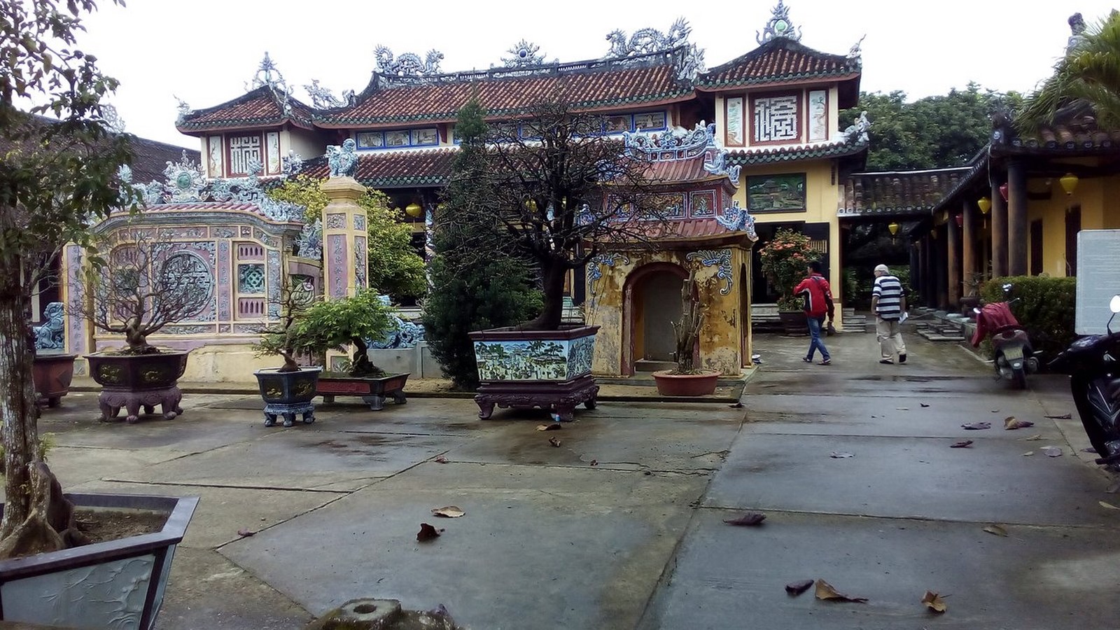 Phuoc Lam Pagoda In Vietnam - Sheet2